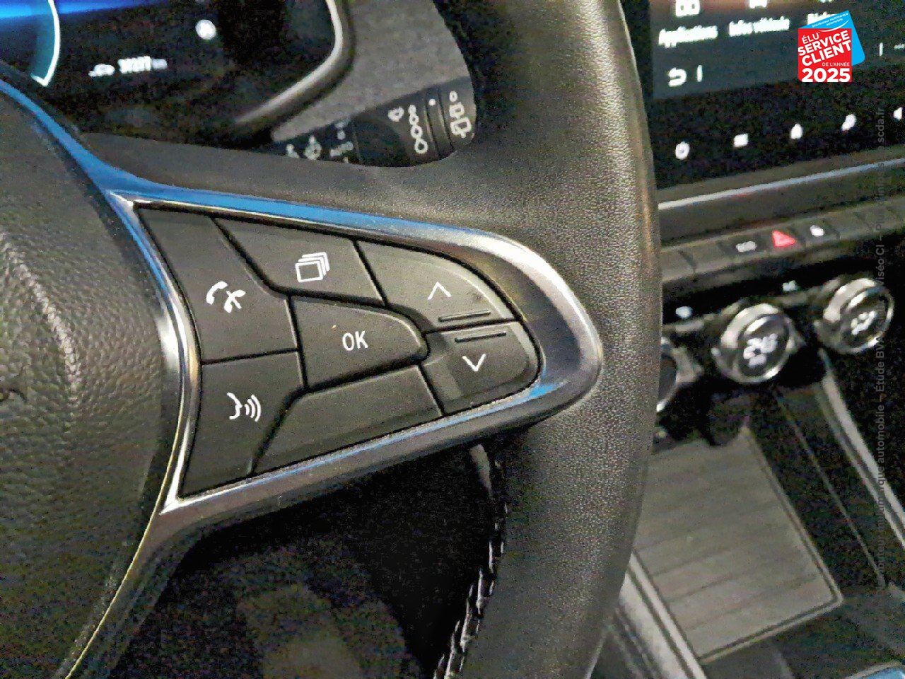 Véhicule d'occasion RENAULT ZOE E-TECH ZEN CHARGE NORMALE R110 ACHAT INTEGRAL - 21 RADAR AR chez Opel Dijon