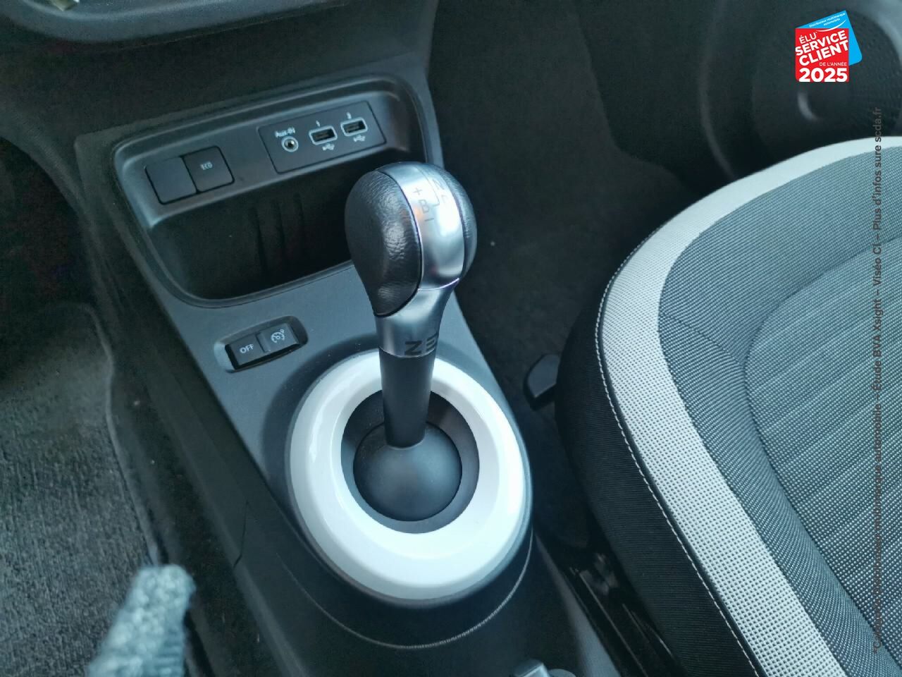Véhicule d'occasion RENAULT TWINGO E-TECH ELECTRIC ZEN R80 ACHAT INTEGRAL - 21MY GPS chez Toyota Thionville