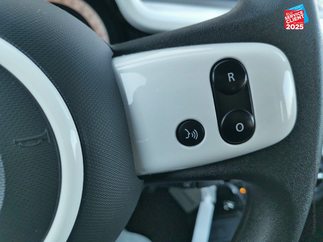 Véhicule d'occasion RENAULT TWINGO E-TECH ELECTRIC ZEN R80 ACHAT INTEGRAL - 21MY GPS chez Toyota Thionville