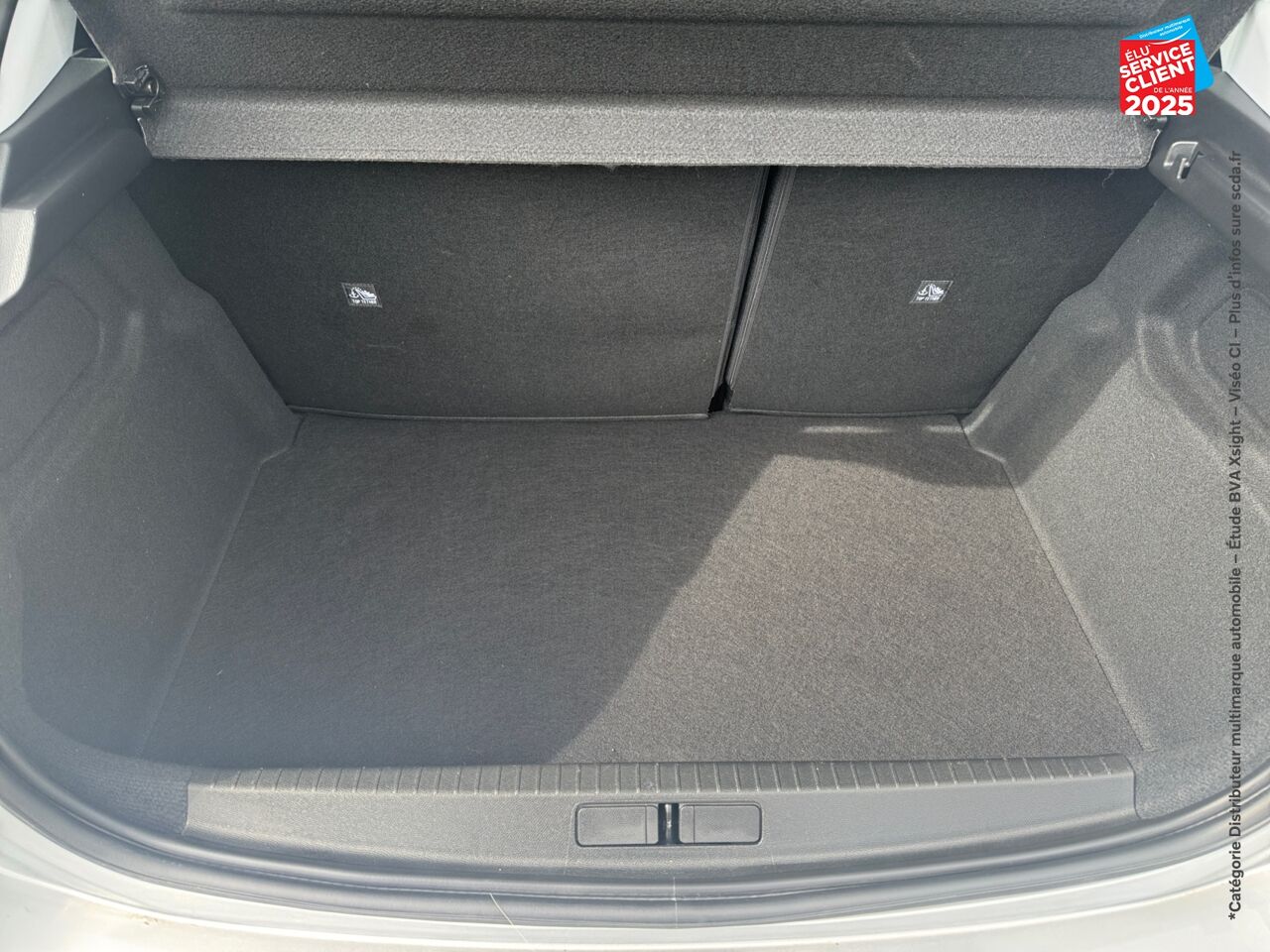 Véhicule d'occasion OPEL CORSA 1.2 75CH EDITION BUSINESS chez Hyundai Epernay