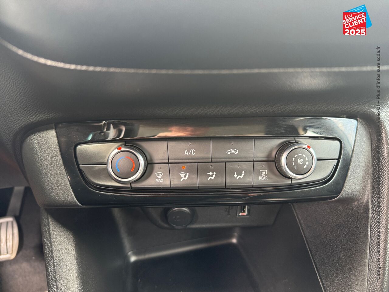 Véhicule d'occasion OPEL CORSA 1.2 75CH EDITION BUSINESS chez Hyundai Epernay