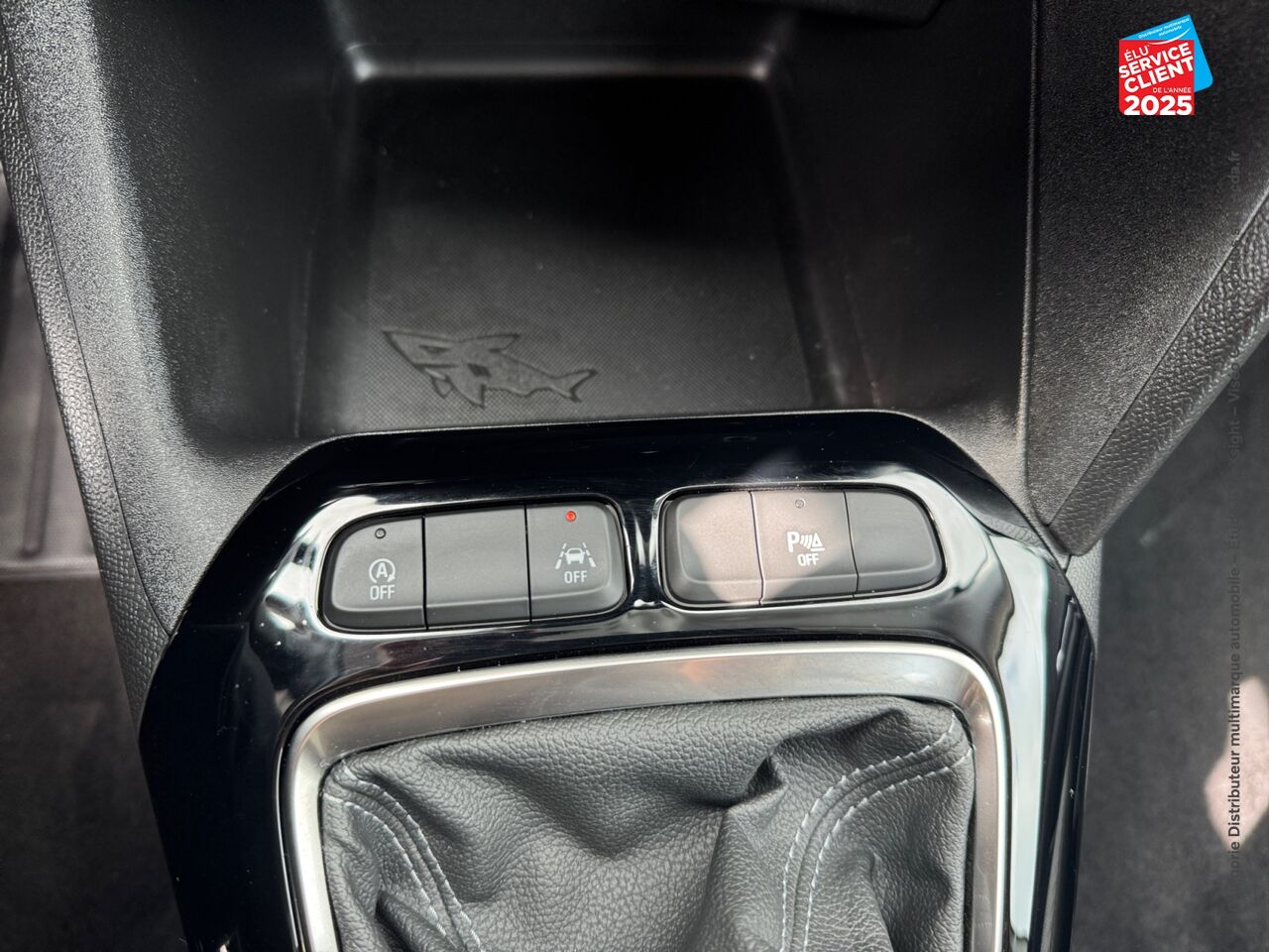 Véhicule d'occasion OPEL CORSA 1.2 75CH EDITION BUSINESS chez Hyundai Epernay