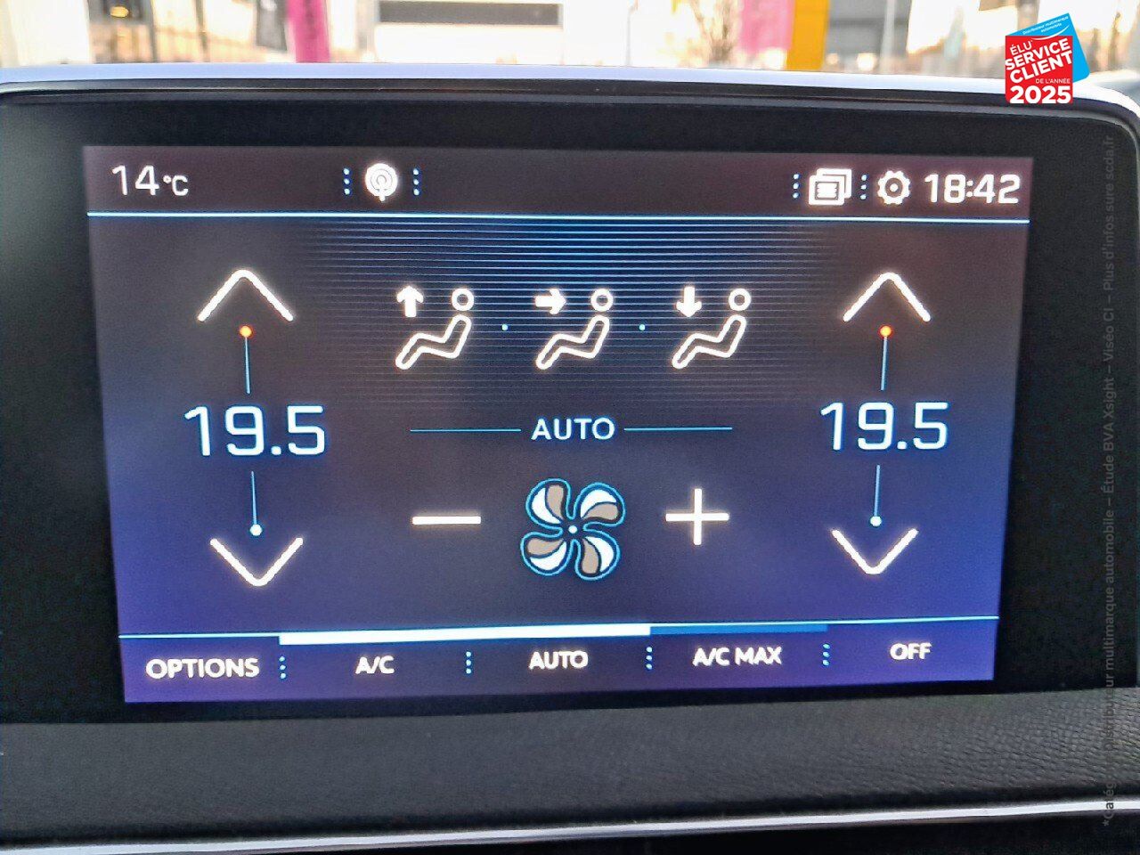 Véhicule d'occasion PEUGEOT 3008 1.2 PURETECH 130CH SS ACTIVE BUSINESS chez Hyundai Chalons