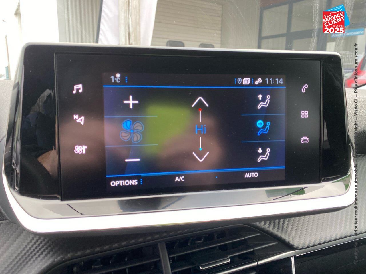 Véhicule d'occasion PEUGEOT 208 1.2 PURETECH 100CH S/S ALLURE EAT8 RADAR AR chez Le Veodrome