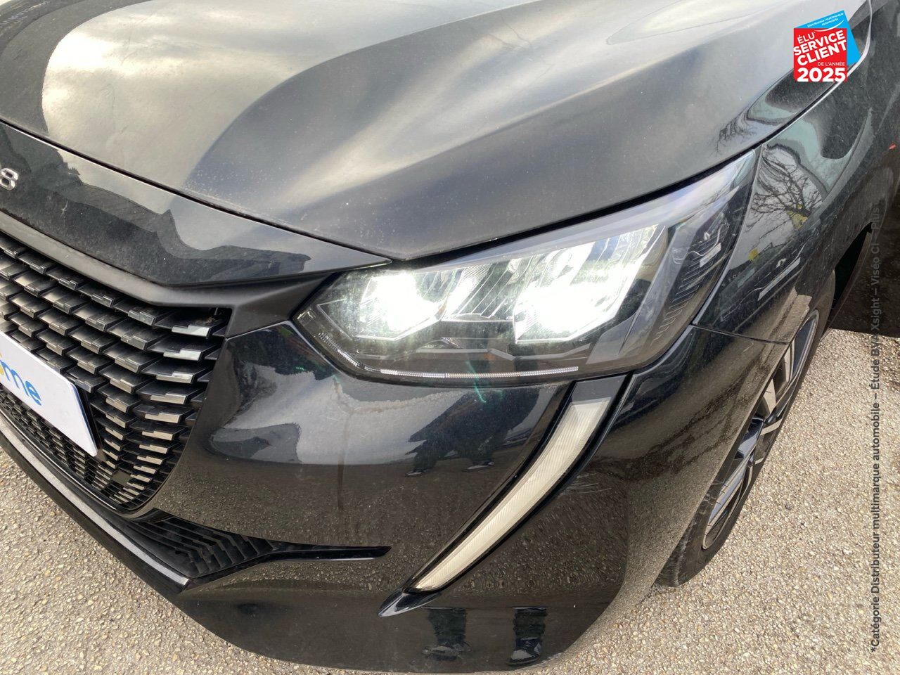 Véhicule d'occasion PEUGEOT 208 1.2 PURETECH 100CH S/S ALLURE EAT8 RADAR AR chez Le Veodrome