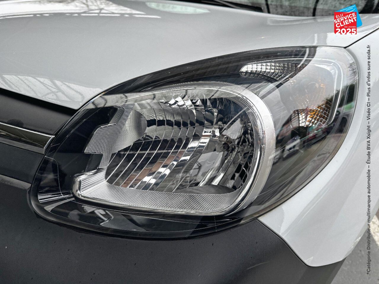 Véhicule d'occasion RENAULT KANGOO EXPRESS ZE 33 EXTRA R-LINK chez Toyota Besançon