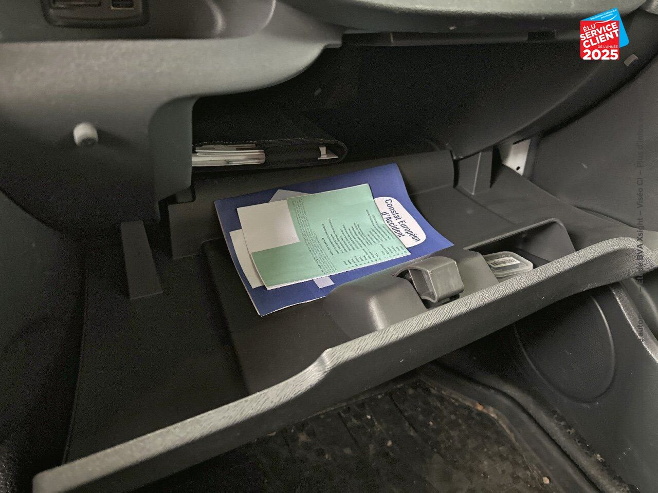 Véhicule d'occasion RENAULT KANGOO EXPRESS ZE 33 EXTRA R-LINK chez Toyota Besançon