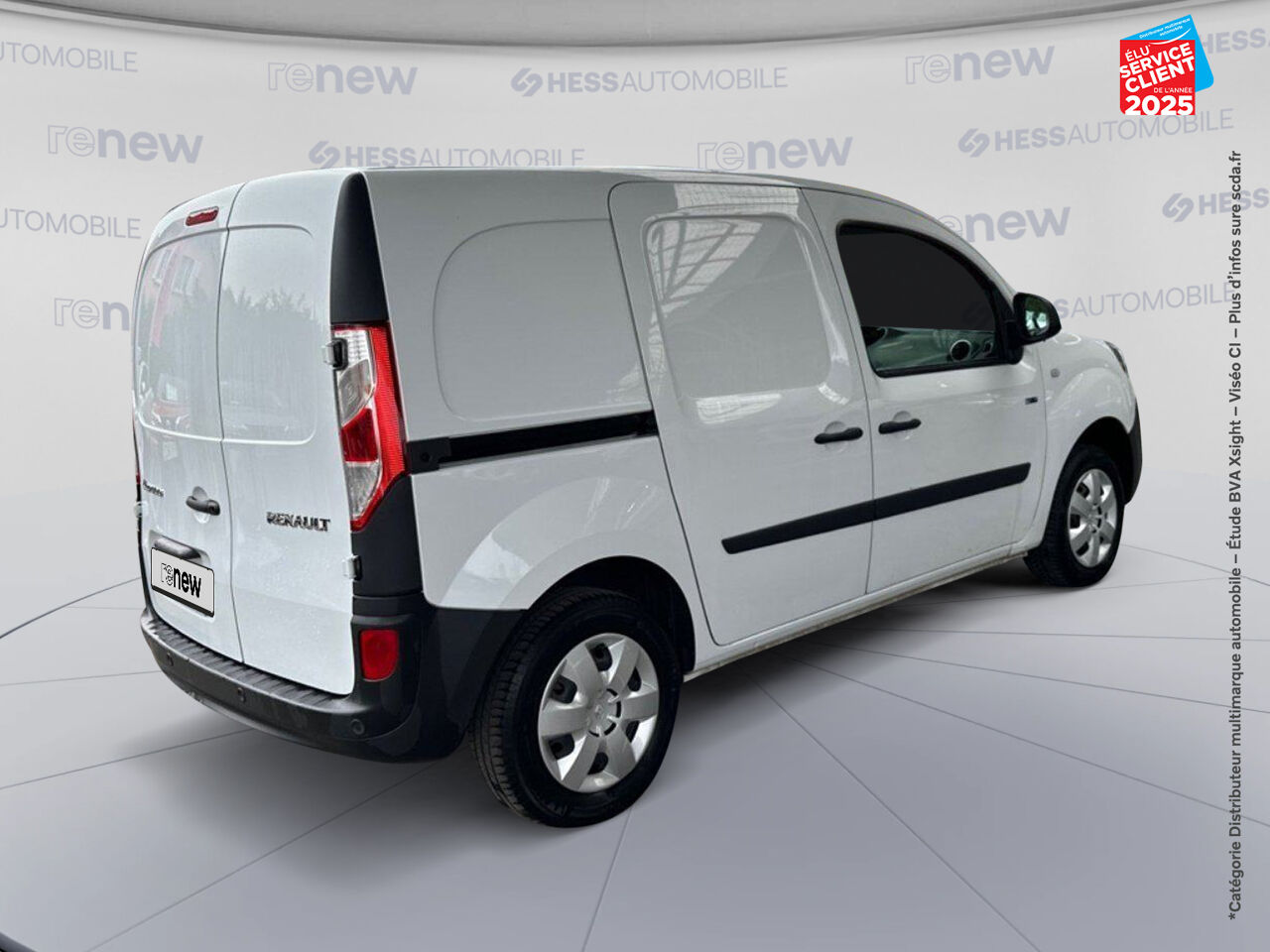 Véhicule d'occasion RENAULT KANGOO EXPRESS ZE 33 EXTRA R-LINK chez Toyota Besançon