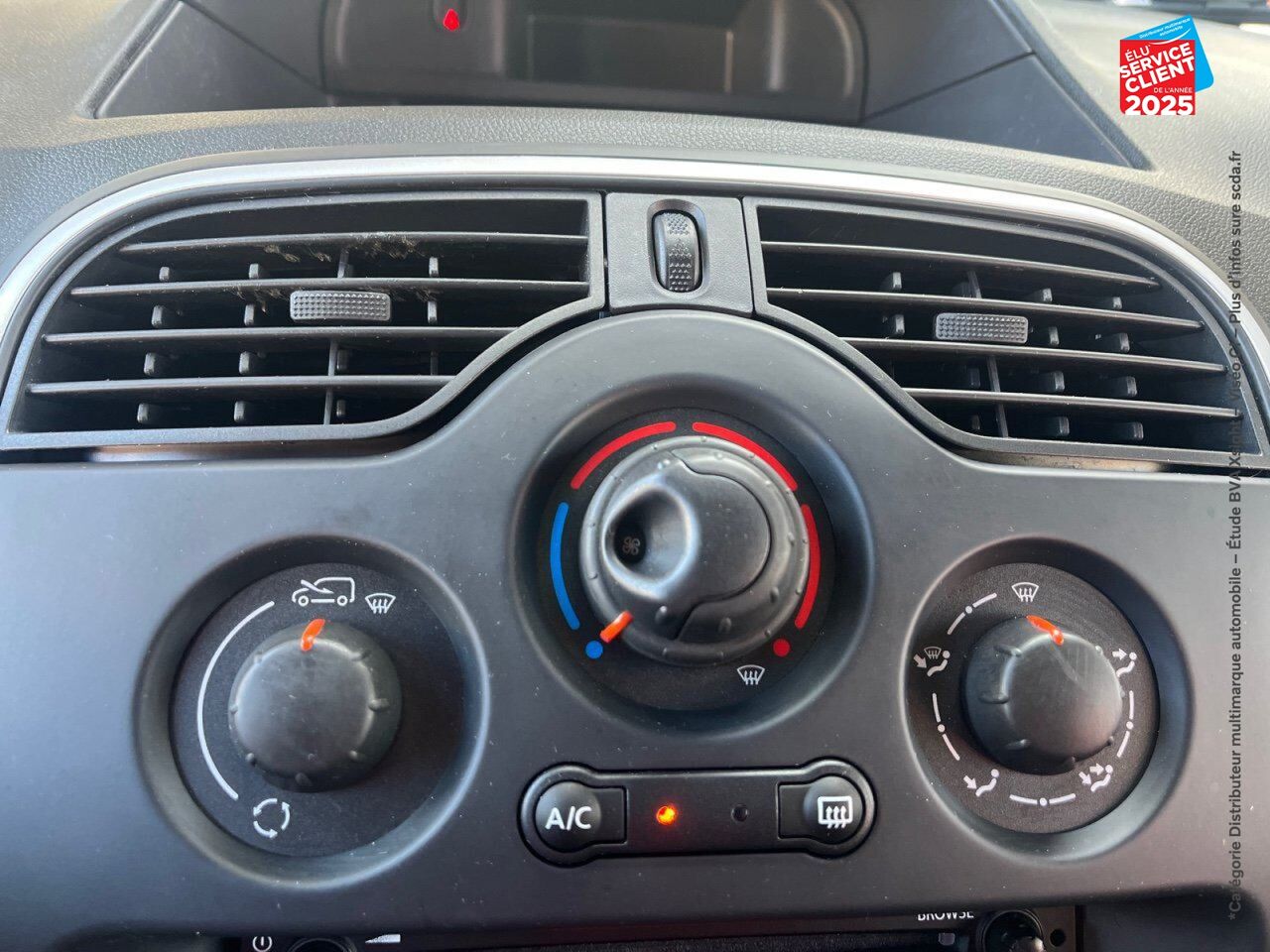 Véhicule d'occasion RENAULT KANGOO EXPRESS 1.5 BLUE DCI 80CH GRAND CONFORT 5CV chez Renault Colmar