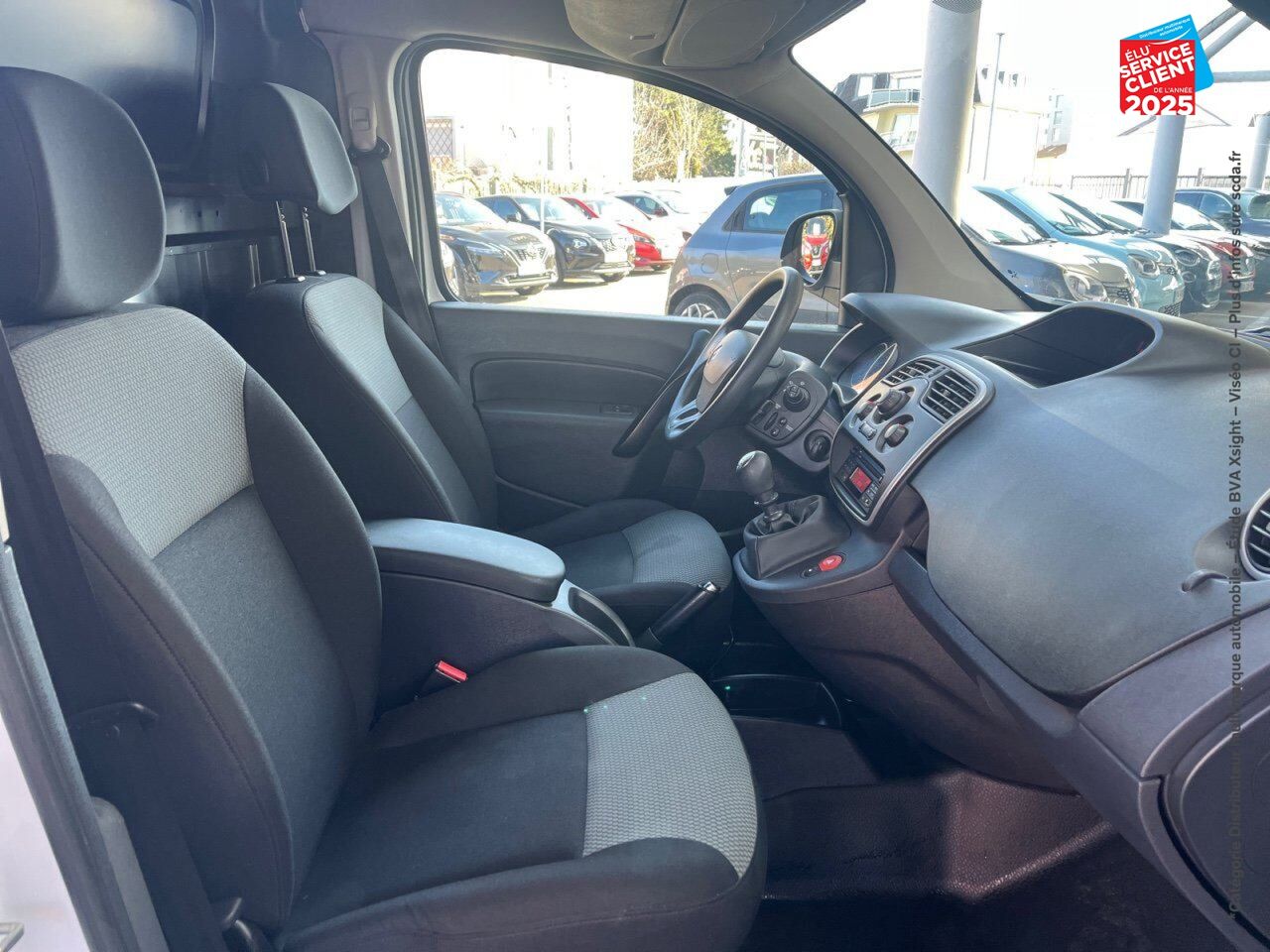 Véhicule d'occasion RENAULT KANGOO EXPRESS 1.5 BLUE DCI 80CH GRAND CONFORT 5CV chez Renault Colmar