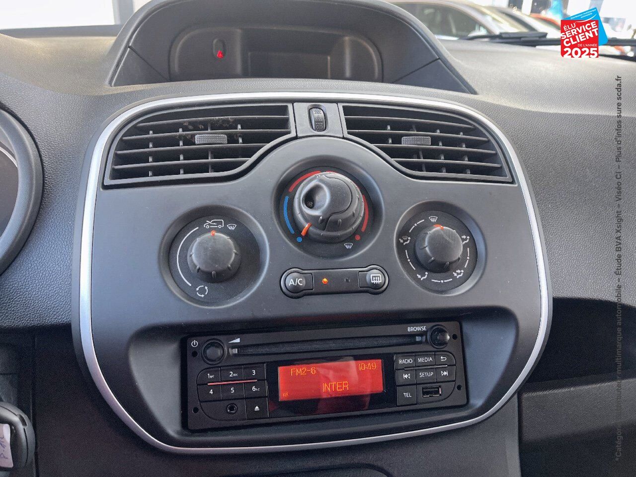 Véhicule d'occasion RENAULT KANGOO EXPRESS 1.5 BLUE DCI 80CH GRAND CONFORT 5CV chez Renault Colmar