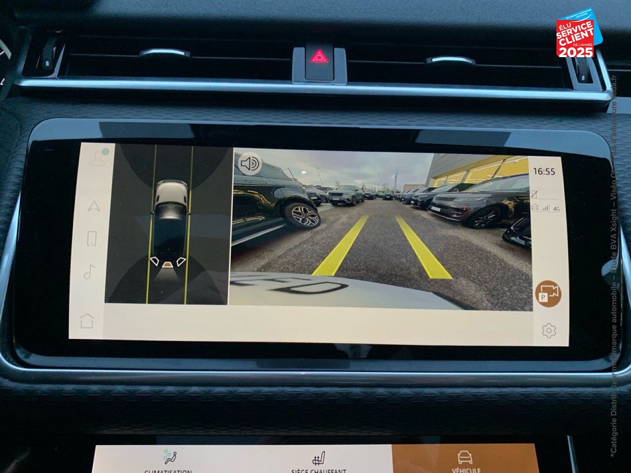 Véhicule d'occasion LAND-ROVER RANGE ROVER VELAR 3.0D 300CH MHEV R-DYNAMIC SE AWD BVA TOUVRANT SIEGES CHAUF GPS CAMERA chez BMW Pontarlier