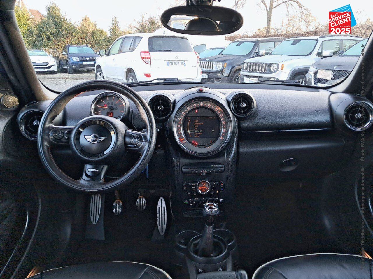 Véhicule d'occasion MINI COUNTRYMAN COOPER SD 143CH PACK JOHN COOPER WORKS EXTERIEUR ALL4 chez Primocar