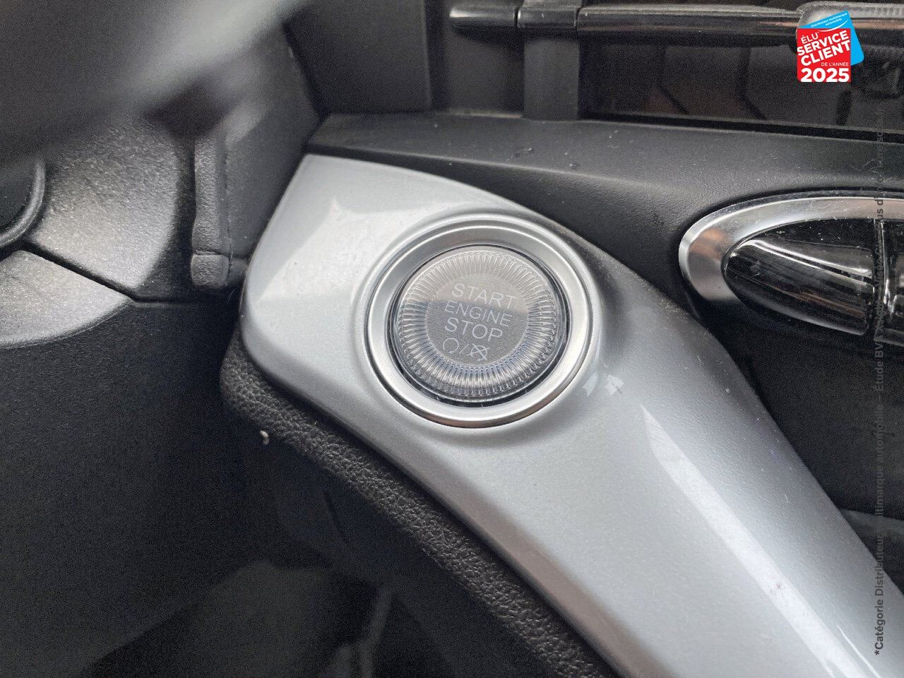 Véhicule d'occasion FIAT 500C E 95CH ICONE GPS chez Hyundai Chalons