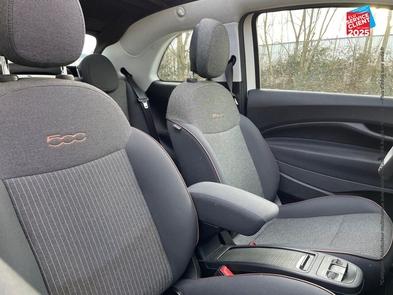 Véhicule d'occasion FIAT 500C E 95CH ICONE GPS chez Hyundai Chalons