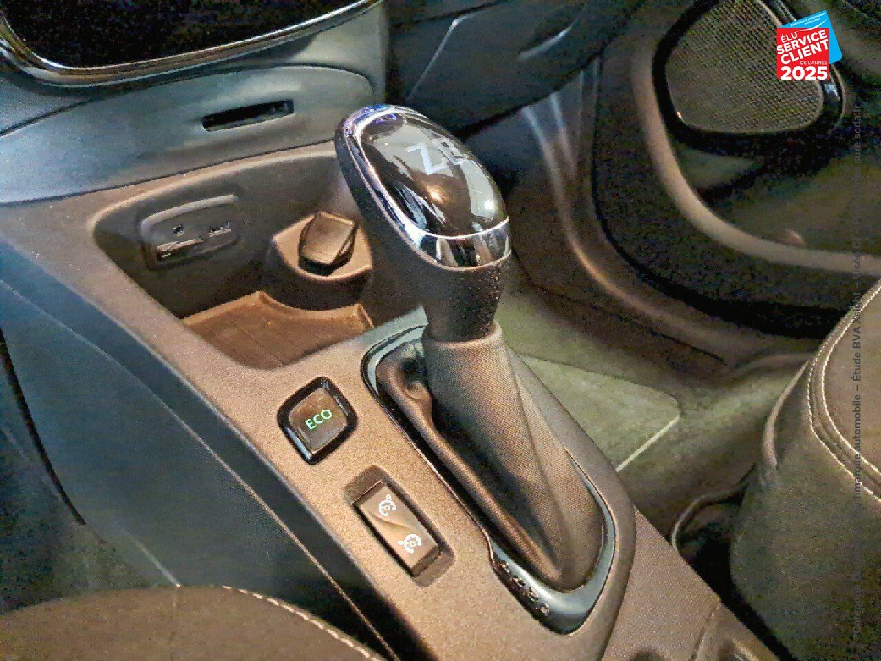 Véhicule d'occasion RENAULT ZOE INTENS CHARGE NORMALE R90 GPS CAMERA chez Renault Sélestat
