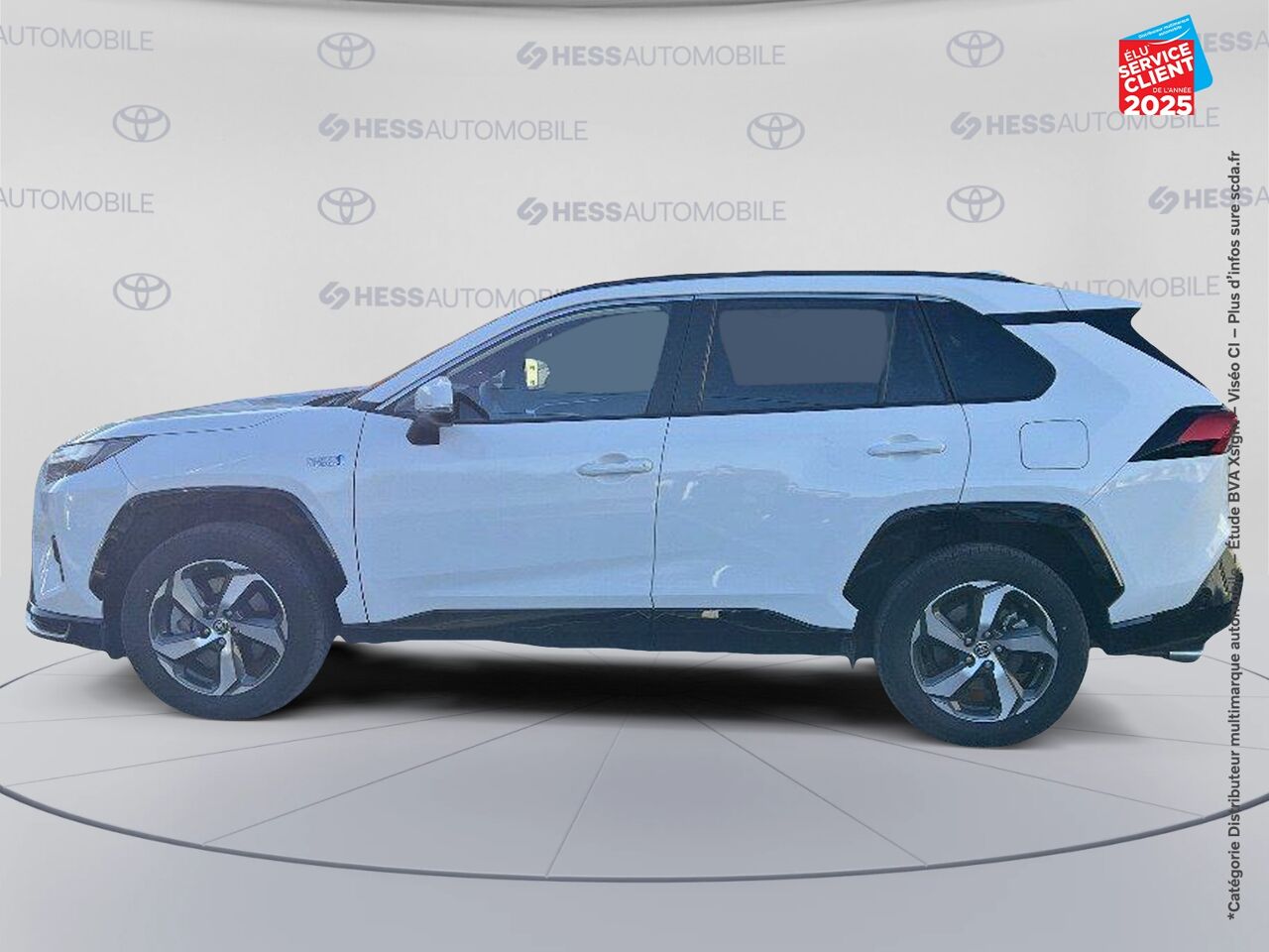 Véhicule d'occasion TOYOTA RAV4 2.5 HYBRIDE RECHARGEABLE 306CH DESIGN AWD-I MY23 SIEGES CHAUF GPS CAMERA chez Toyota Verdun