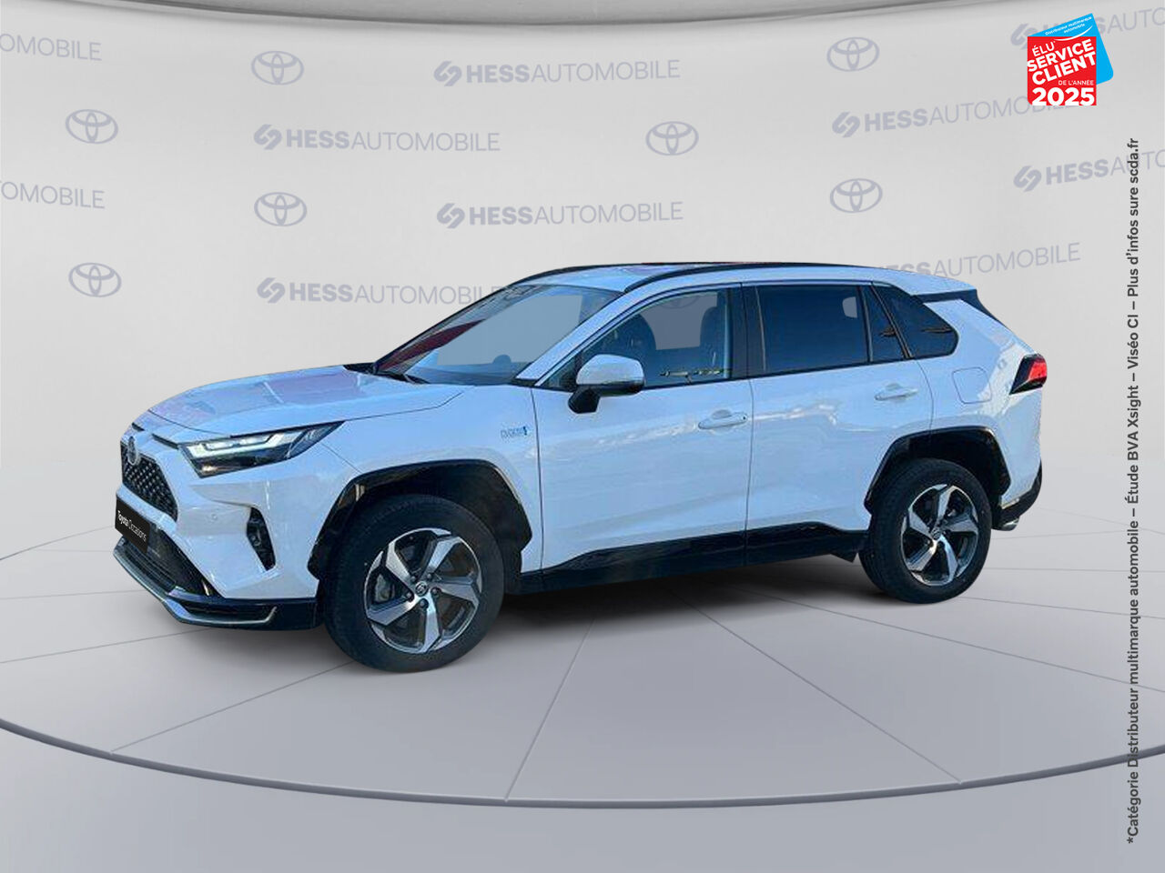 Véhicule d'occasion TOYOTA RAV4 2.5 HYBRIDE RECHARGEABLE 306CH DESIGN AWD-I MY23 SIEGES CHAUF GPS CAMERA chez Toyota Verdun