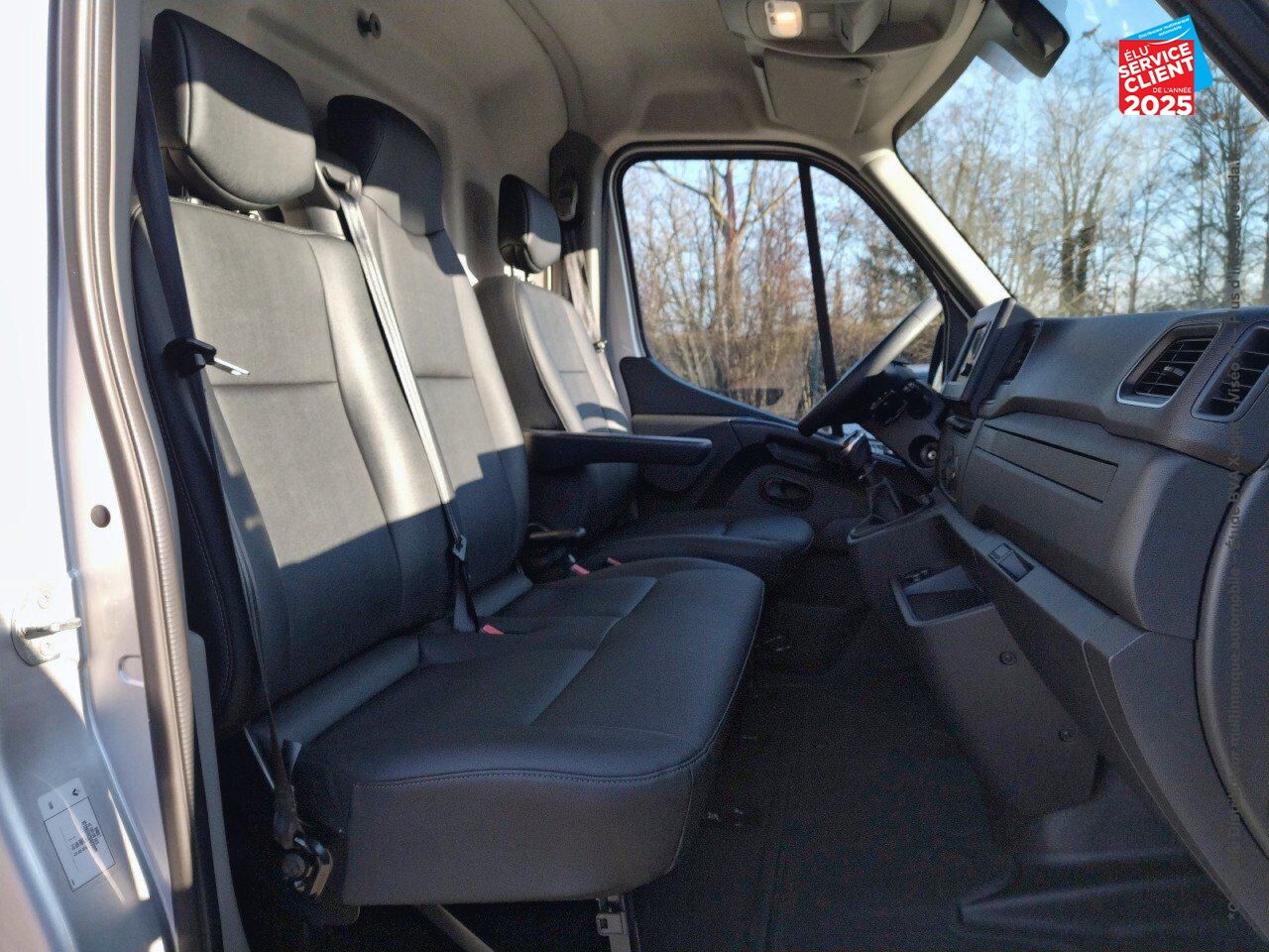 Véhicule d'occasion RENAULT MASTER FG F3500 L2H2 2.3 DCI 180CH ENERGY GRAND CONFORT E6 chez Opel Besançon