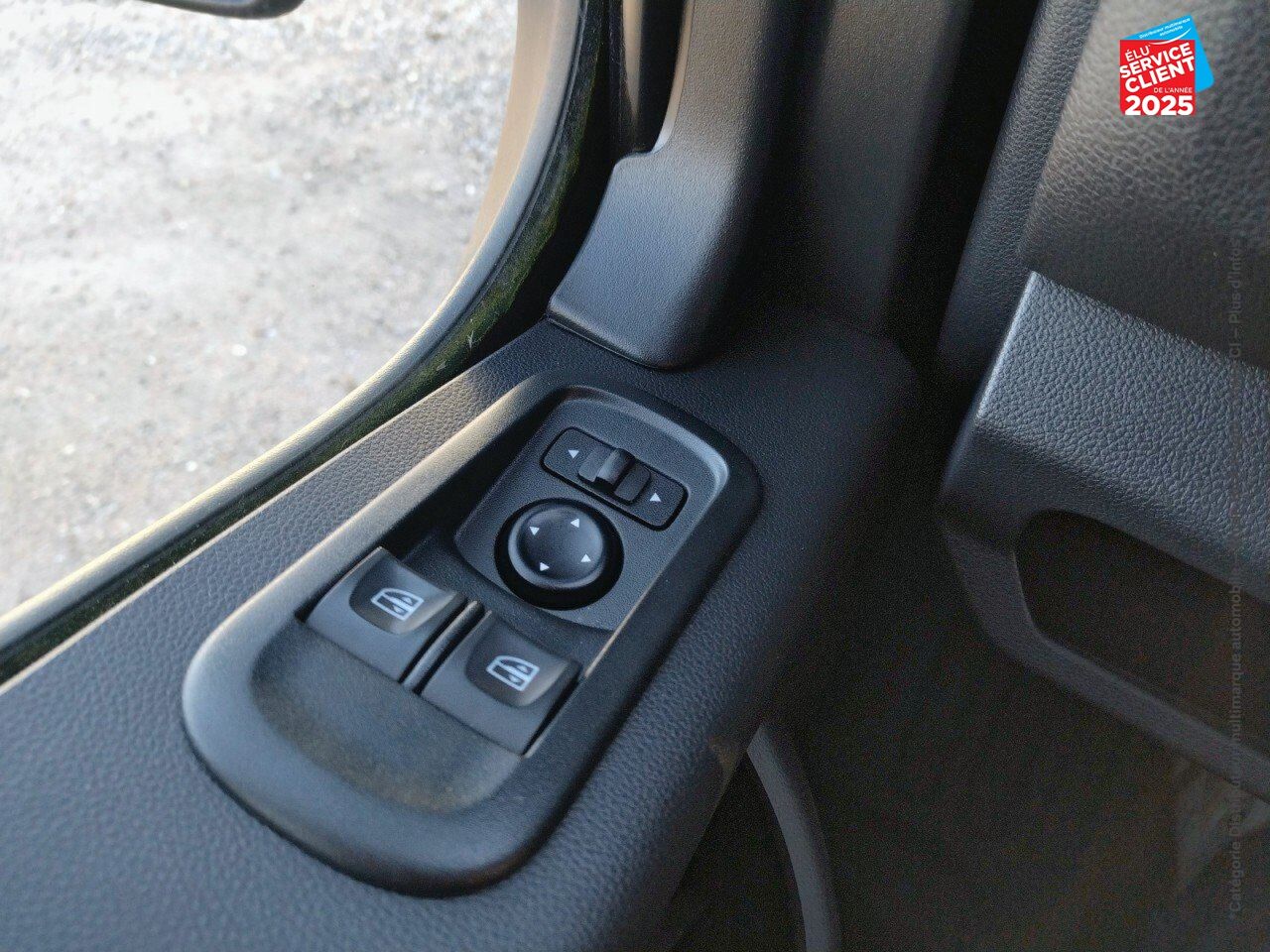 Véhicule d'occasion RENAULT MASTER FG F3500 L2H2 2.3 DCI 180CH ENERGY GRAND CONFORT E6 chez Opel Besançon