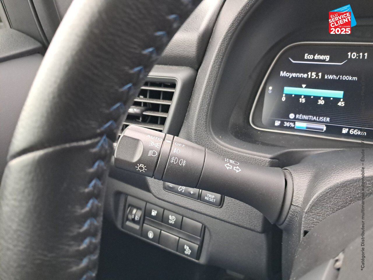 Véhicule d'occasion NISSAN LEAF 150CH 40KWH ACENTA 21.5 chez Nissan Montbéliard