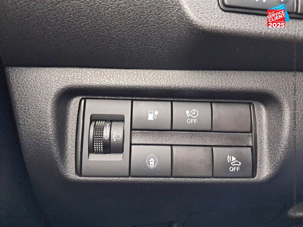 Véhicule d'occasion NISSAN LEAF 150CH 40KWH ACENTA 21.5 chez Nissan Montbéliard
