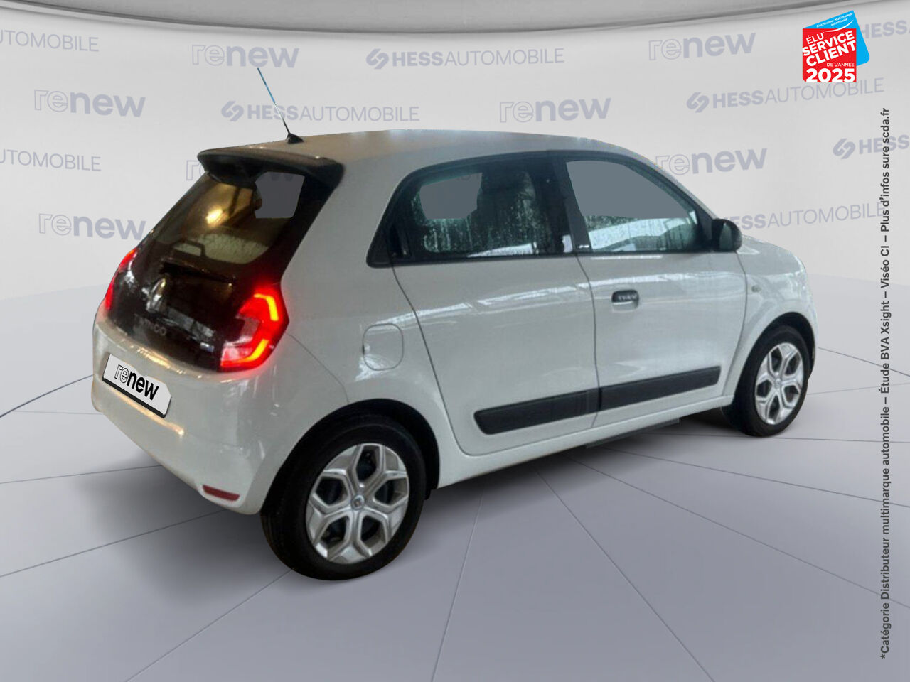 Véhicule d'occasion RENAULT TWINGO E-TECH ELECTRIC LIFE R80 ACHAT INTEGRAL - 21 chez Fiat Besançon
