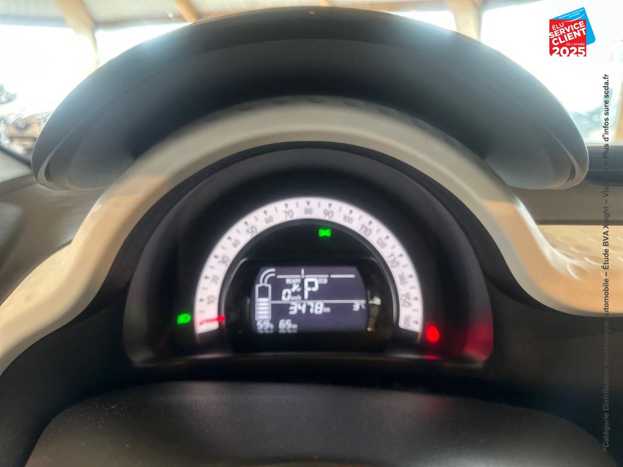Véhicule d'occasion RENAULT TWINGO E-TECH ELECTRIC LIFE R80 ACHAT INTEGRAL - 21 chez Fiat Besançon