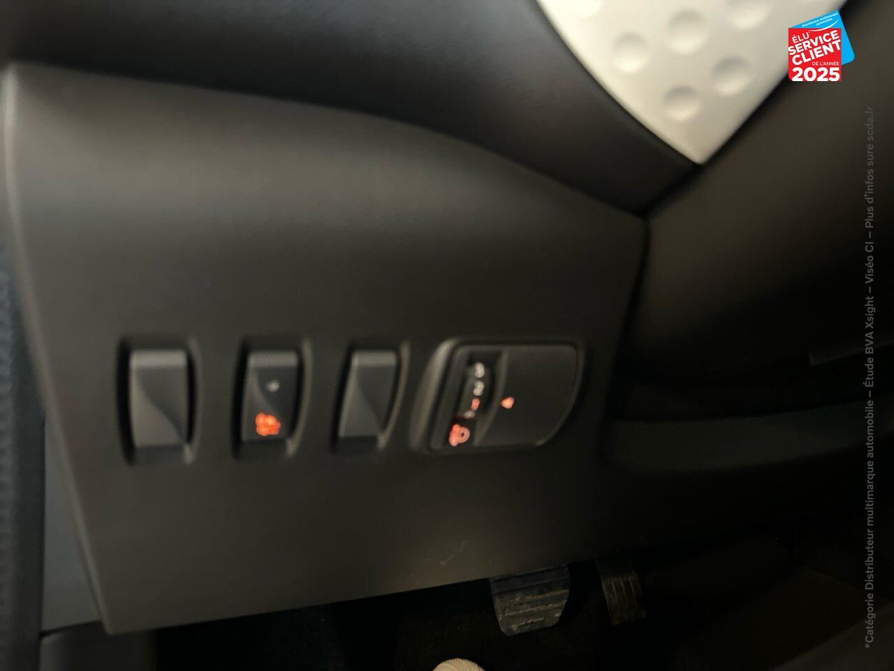 Véhicule d'occasion RENAULT TWINGO E-TECH ELECTRIC LIFE R80 ACHAT INTEGRAL - 21 chez Fiat Besançon