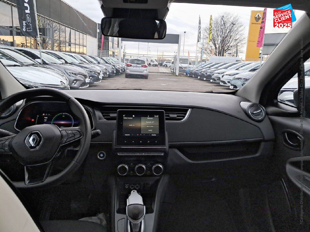 Véhicule d'occasion RENAULT ZOE E-TECH LIFE CHARGE NORMALE R110 ACHAT INTEGRAL - 21 chez Renault Belfort