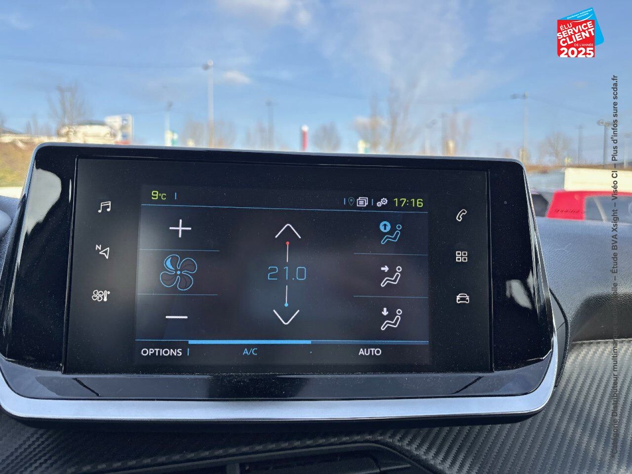Véhicule d'occasion PEUGEOT 2008 E-136CH STYLE GPS chez Toyota Thionville