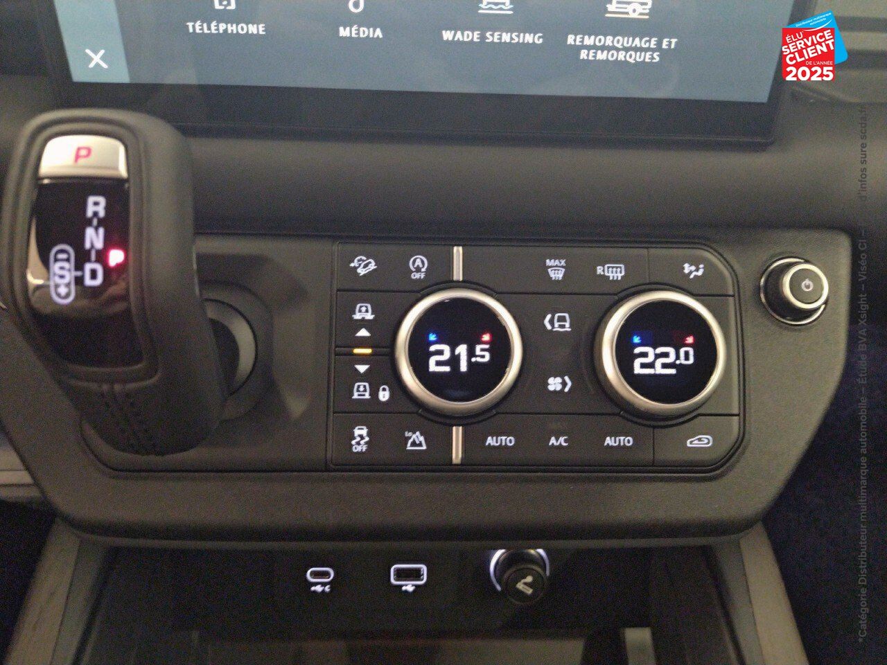 Véhicule d'occasion LAND-ROVER DEFENDER 110 3.0 D300 X-DYNAMIC X chez Renault Colmar