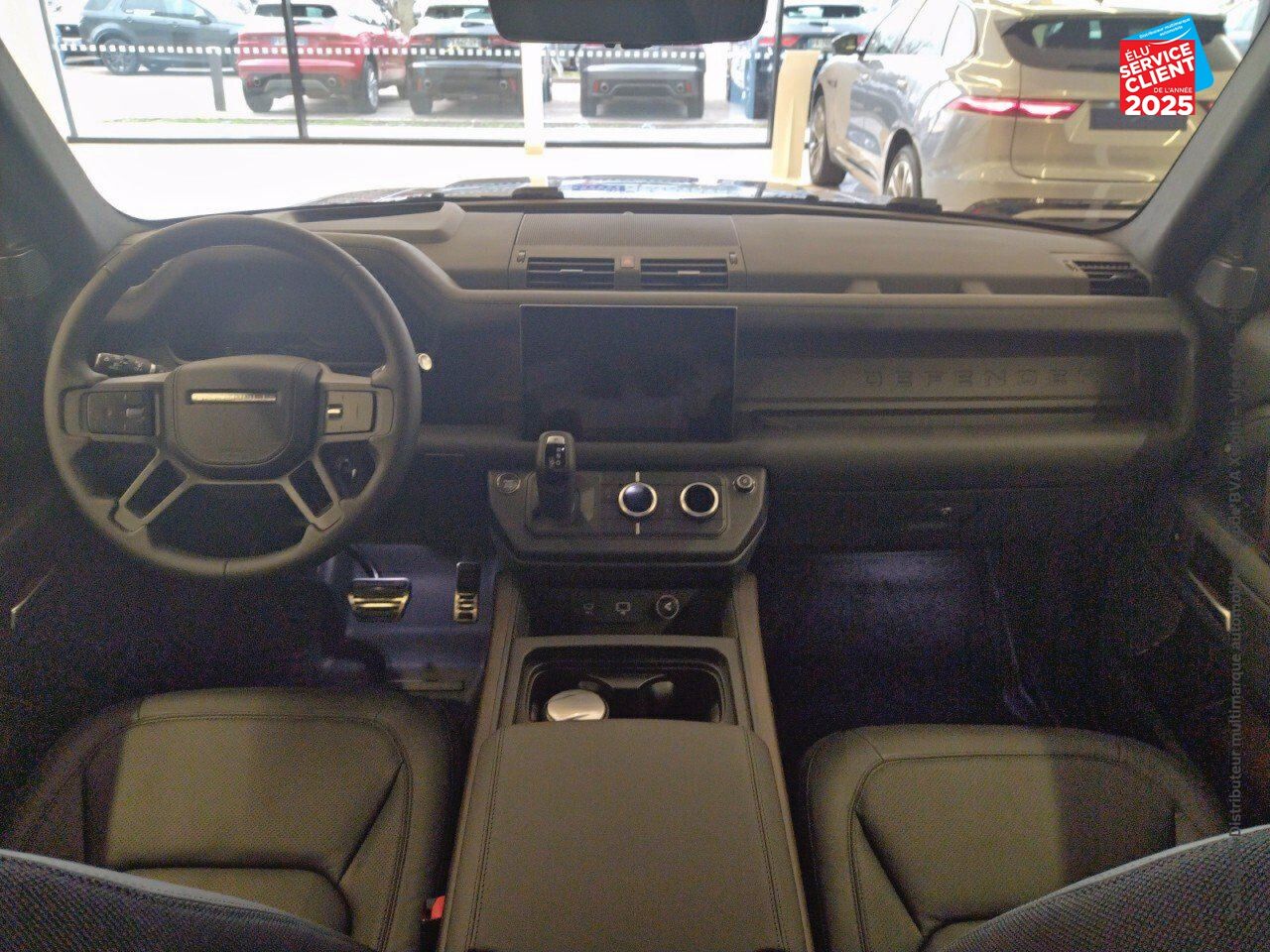 Véhicule d'occasion LAND-ROVER DEFENDER 110 3.0 D300 X-DYNAMIC X chez Renault Colmar