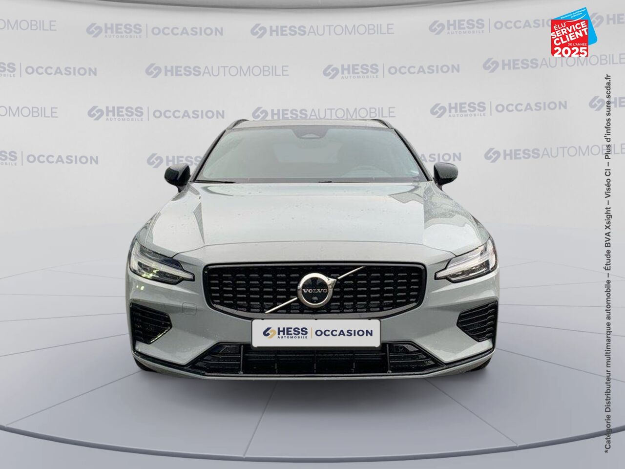 Véhicule d'occasion VOLVO V60 T6 AWD 253+145CH PLUS STYLE DARK GEARTRONIC 8 chez Renault Colmar