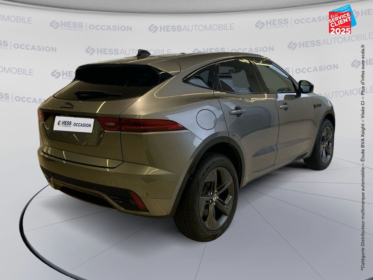 Véhicule d'occasion JAGUAR E-PACE P300E PHEV 309CH R-DYNAMIC SE chez Toyota Thionville