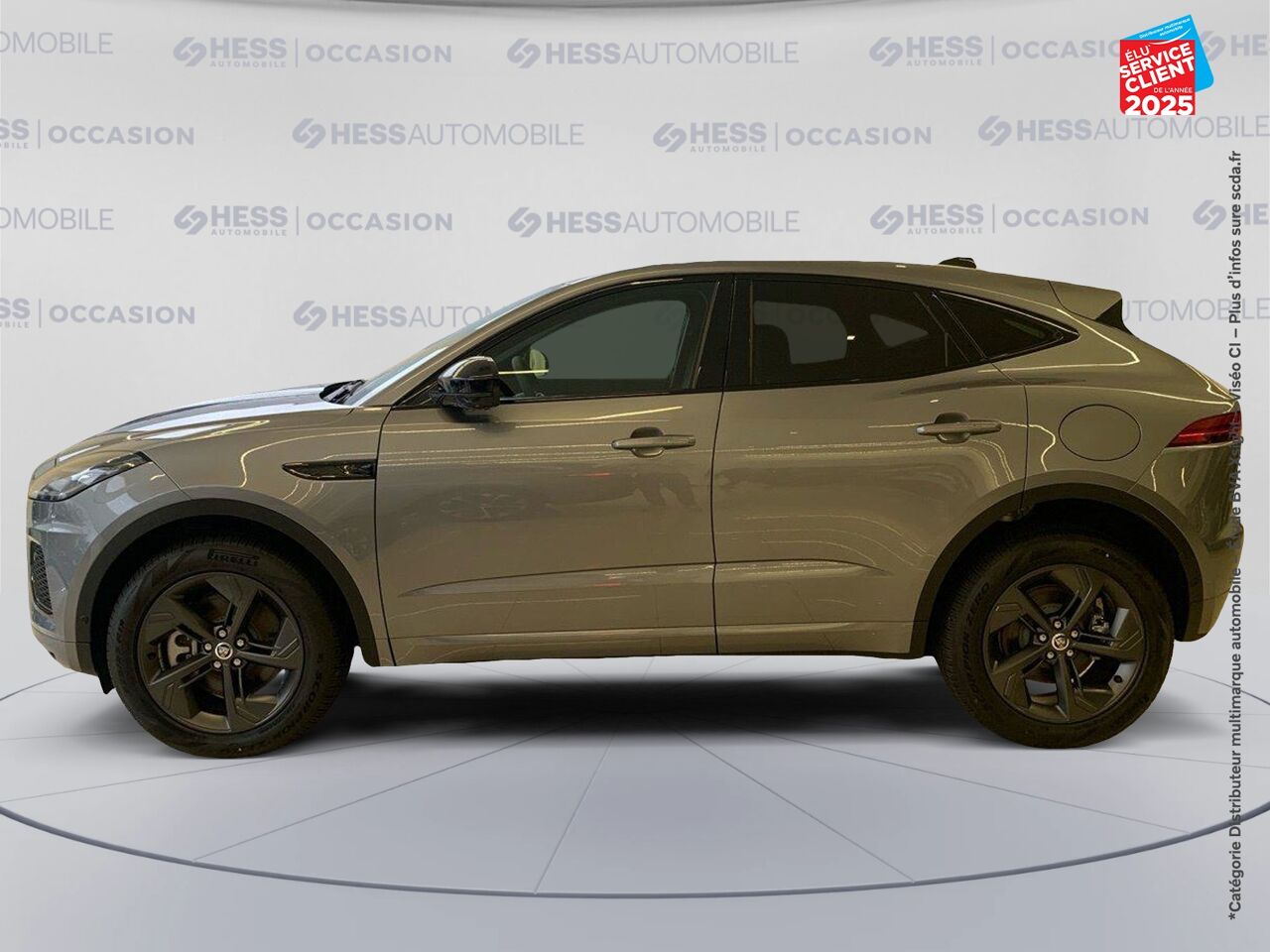 Véhicule d'occasion JAGUAR E-PACE P300E PHEV 309CH R-DYNAMIC SE chez Toyota Thionville