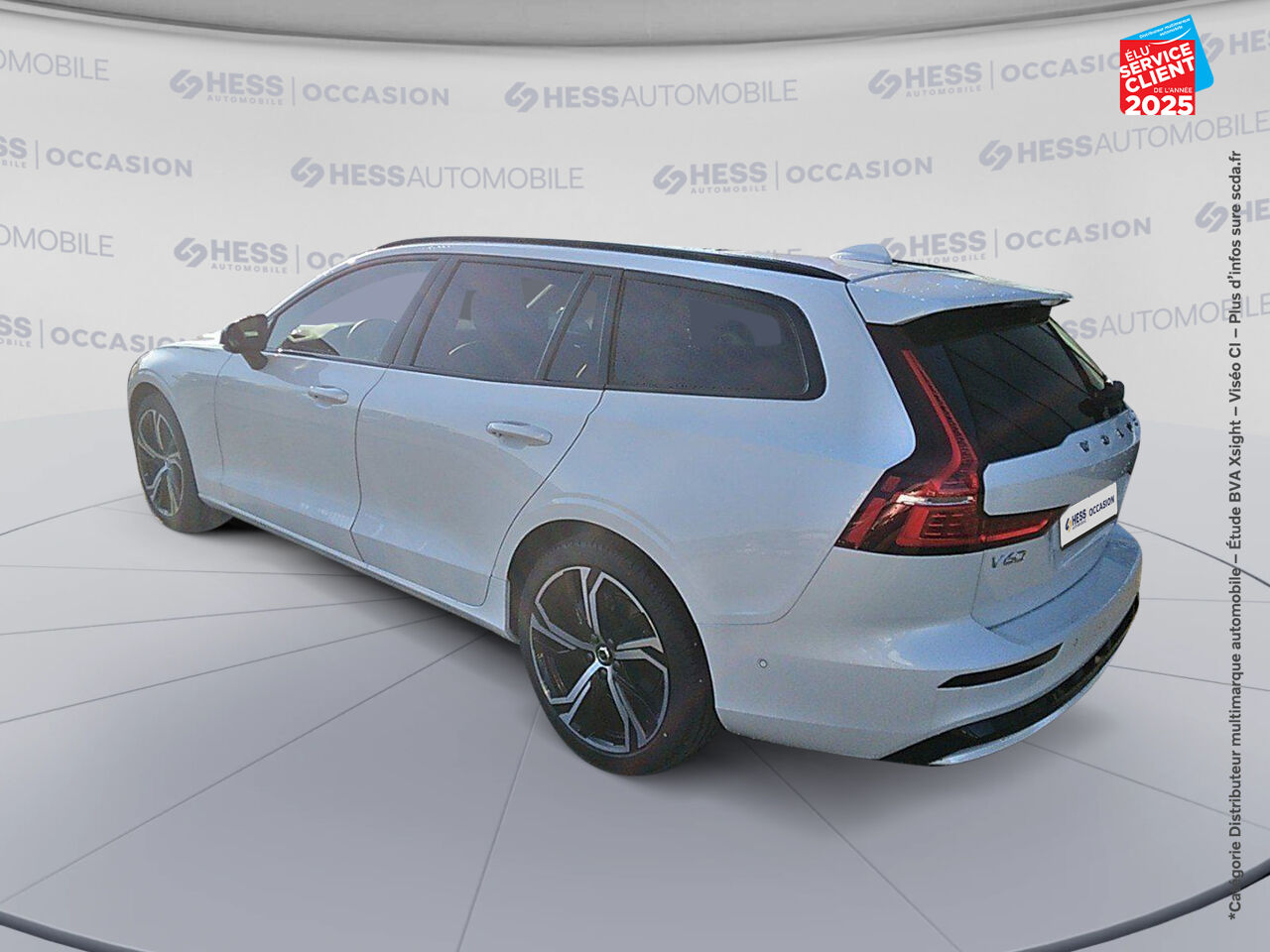 Véhicule d'occasion VOLVO V60 B4 197CH PLUS STYLE DARK DCT 7 chez Fiat Belfort