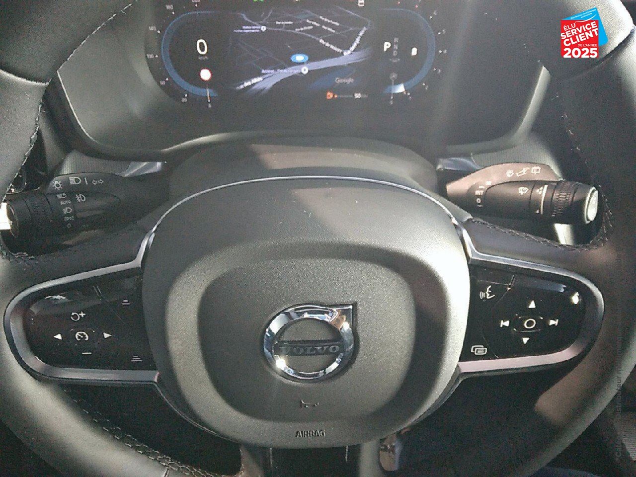 Véhicule d'occasion VOLVO V60 B4 197CH PLUS STYLE DARK DCT 7 chez Fiat Belfort