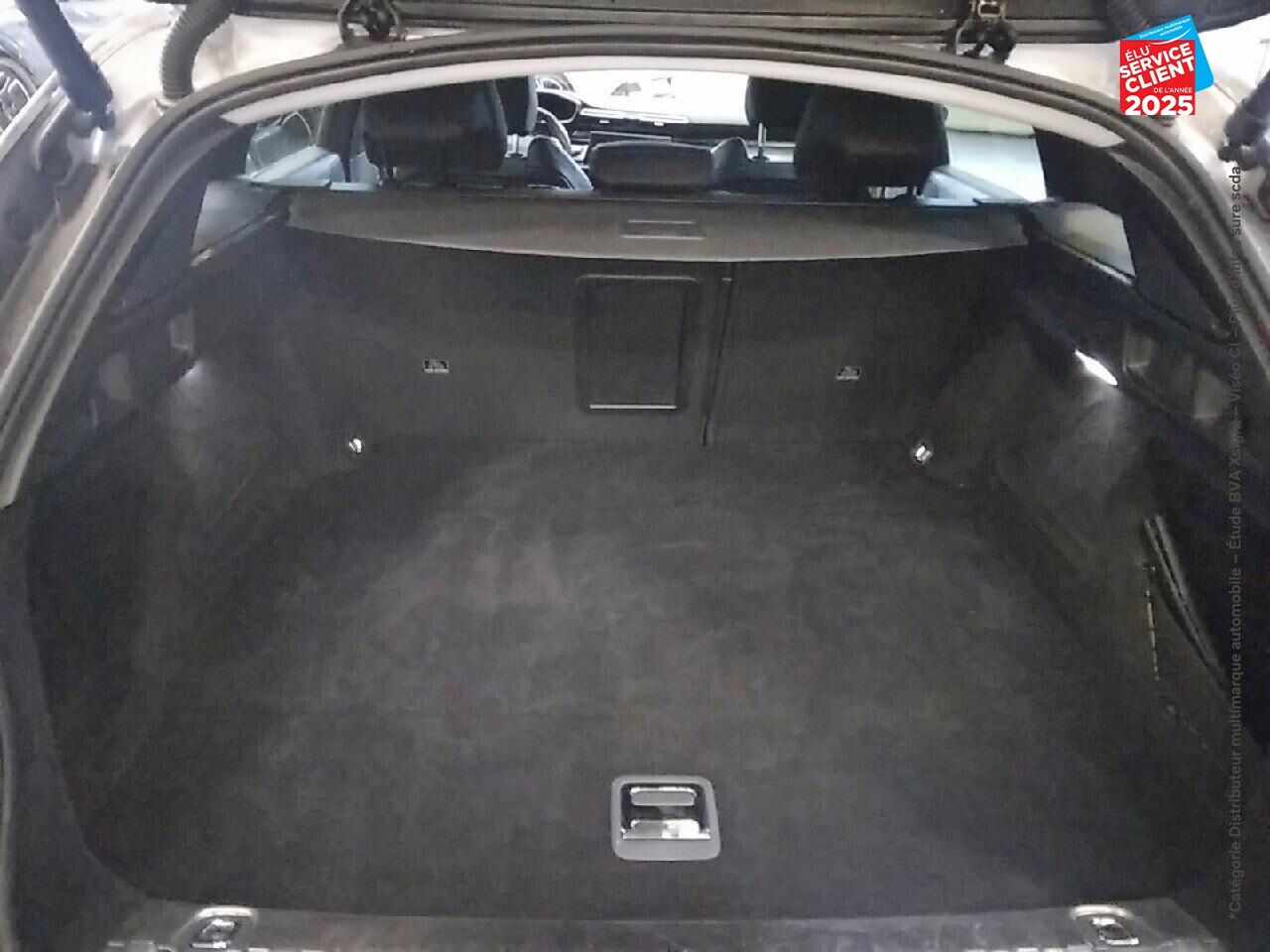 Véhicule d'occasion PEUGEOT 508 SW HYBRID 225CH ALLURE PACK E-EAT8 chez Hyundai Chalons