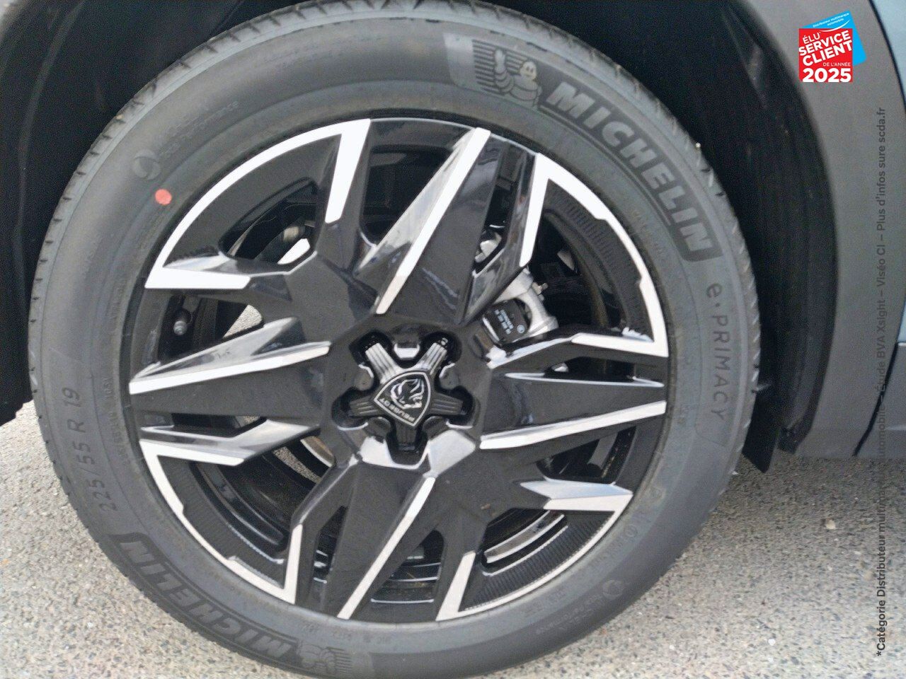 Véhicule d'occasion PEUGEOT 3008 1.2 HYBRID 136CH GT E-DCS6 chez Peugeot Sedan