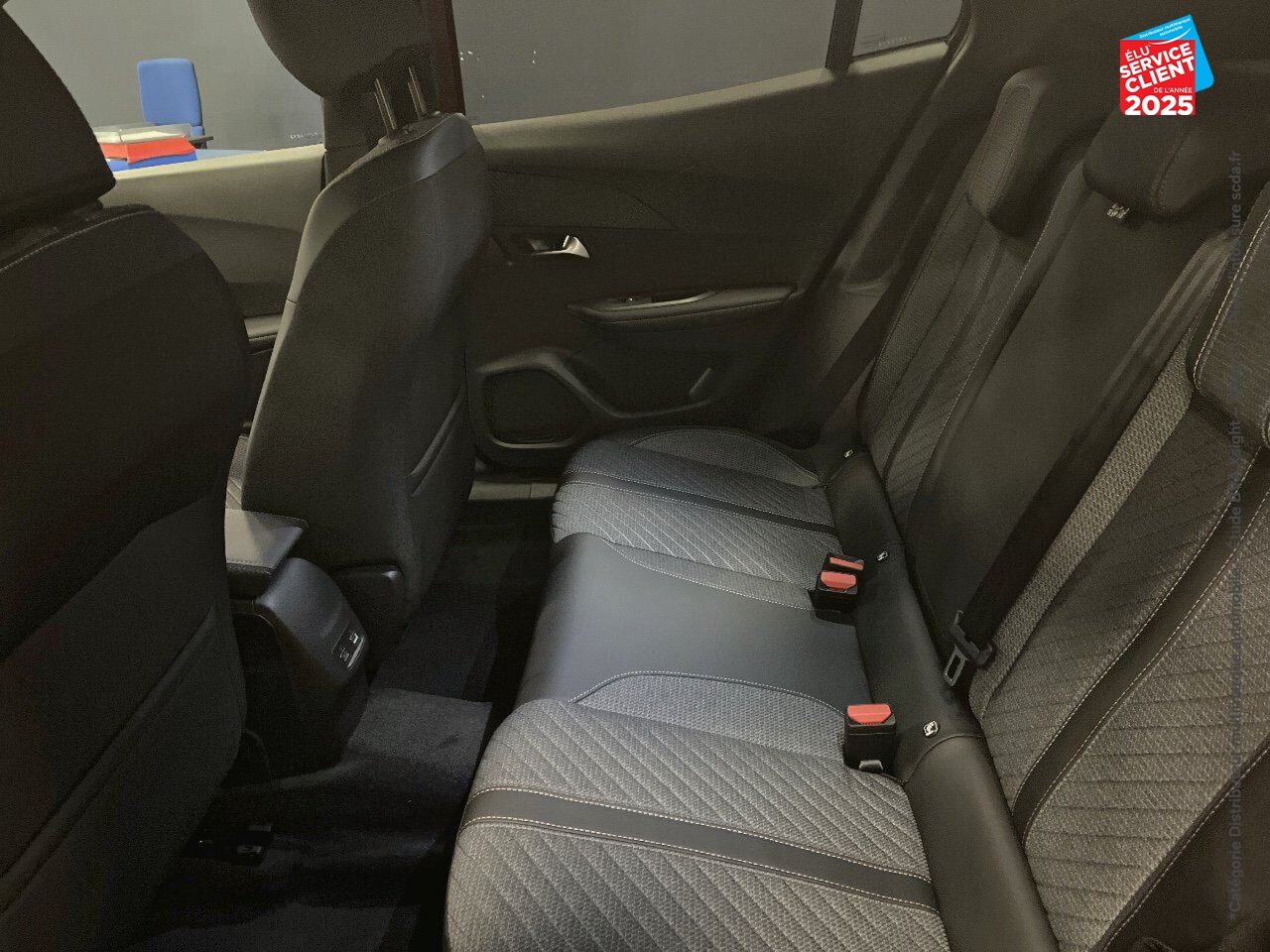 Véhicule d'occasion PEUGEOT 2008 1.2 HYBRID 136CH ALLURE E-DCS6 chez Dacia Saverne