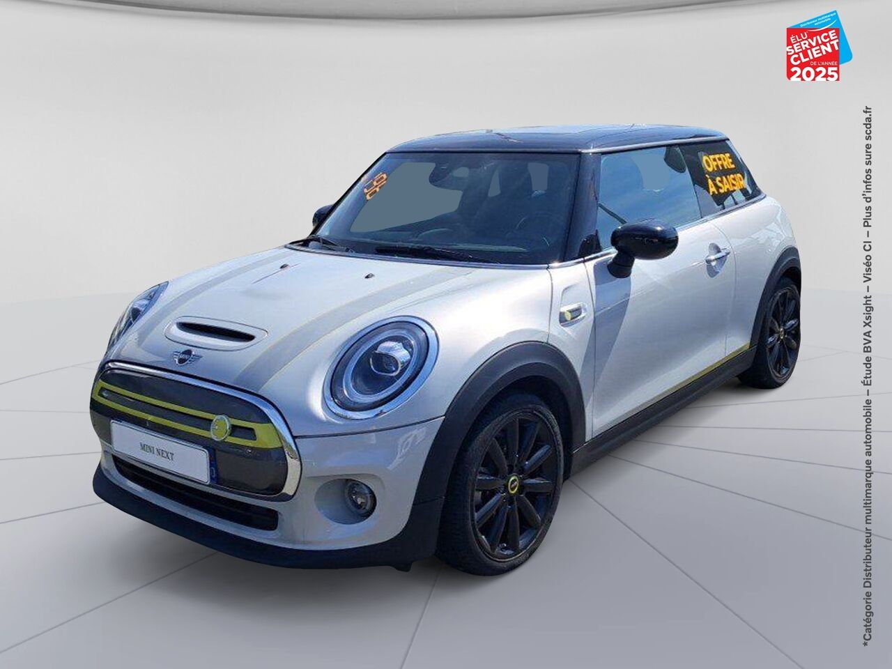 Véhicule d'occasion MINI MINI COOPER SE 184CH EDITION GREENWICH BVA TOUVRANT SIEGES CHAUF GPS CAMERA chez BMW Pontarlier