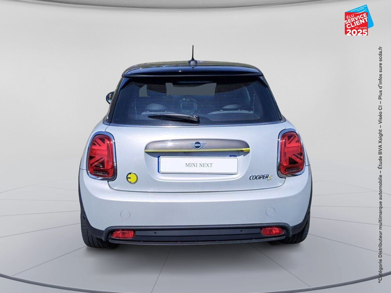 Véhicule d'occasion MINI MINI COOPER SE 184CH EDITION GREENWICH BVA TOUVRANT SIEGES CHAUF GPS CAMERA chez BMW Pontarlier