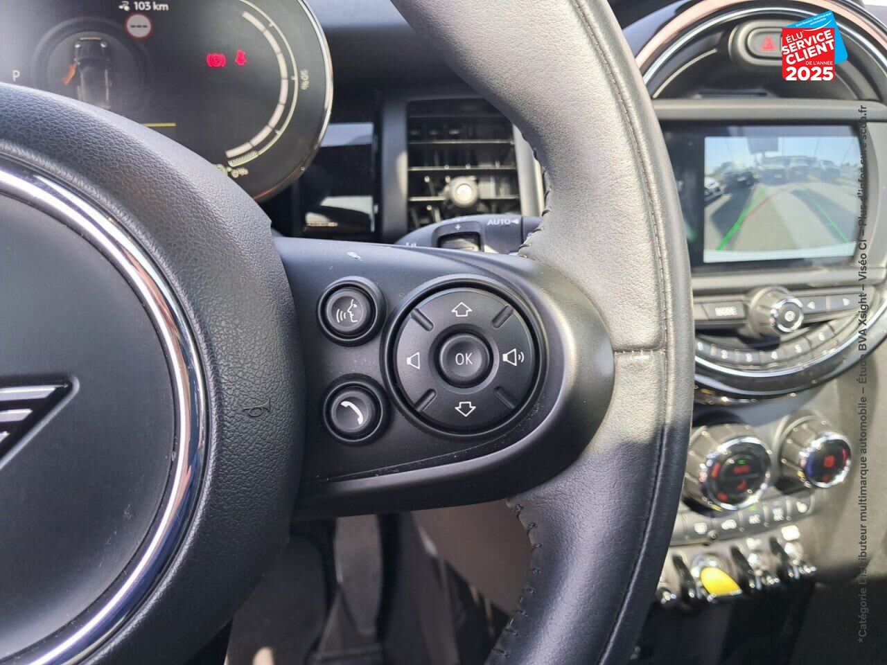 Véhicule d'occasion MINI MINI COOPER SE 184CH EDITION GREENWICH BVA TOUVRANT SIEGES CHAUF GPS CAMERA chez BMW Pontarlier