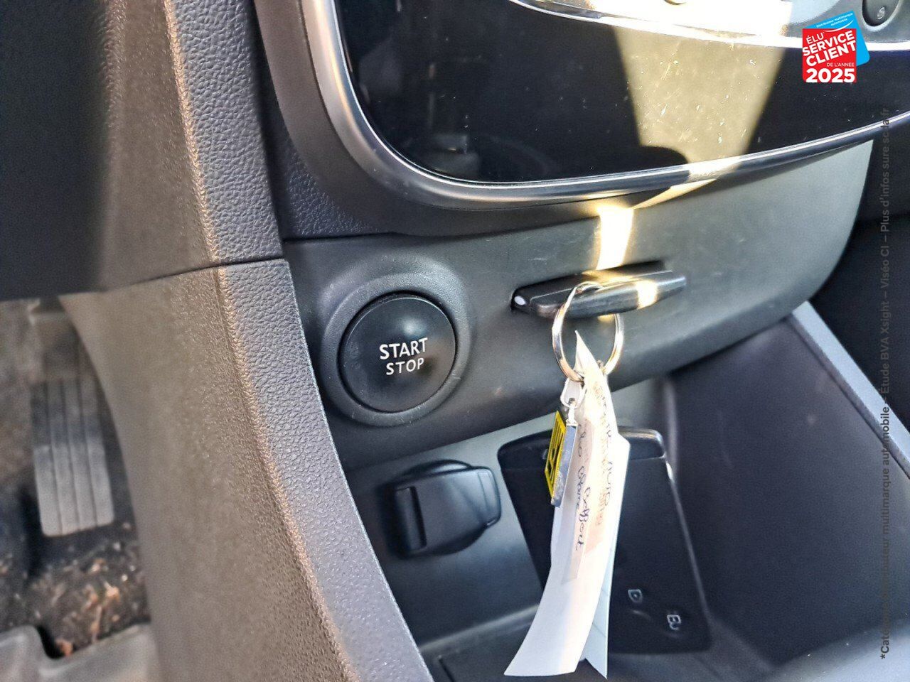 Véhicule d'occasion RENAULT CLIO 1.2 16V 75CH LIFE 5P chez Hyundai Chalons