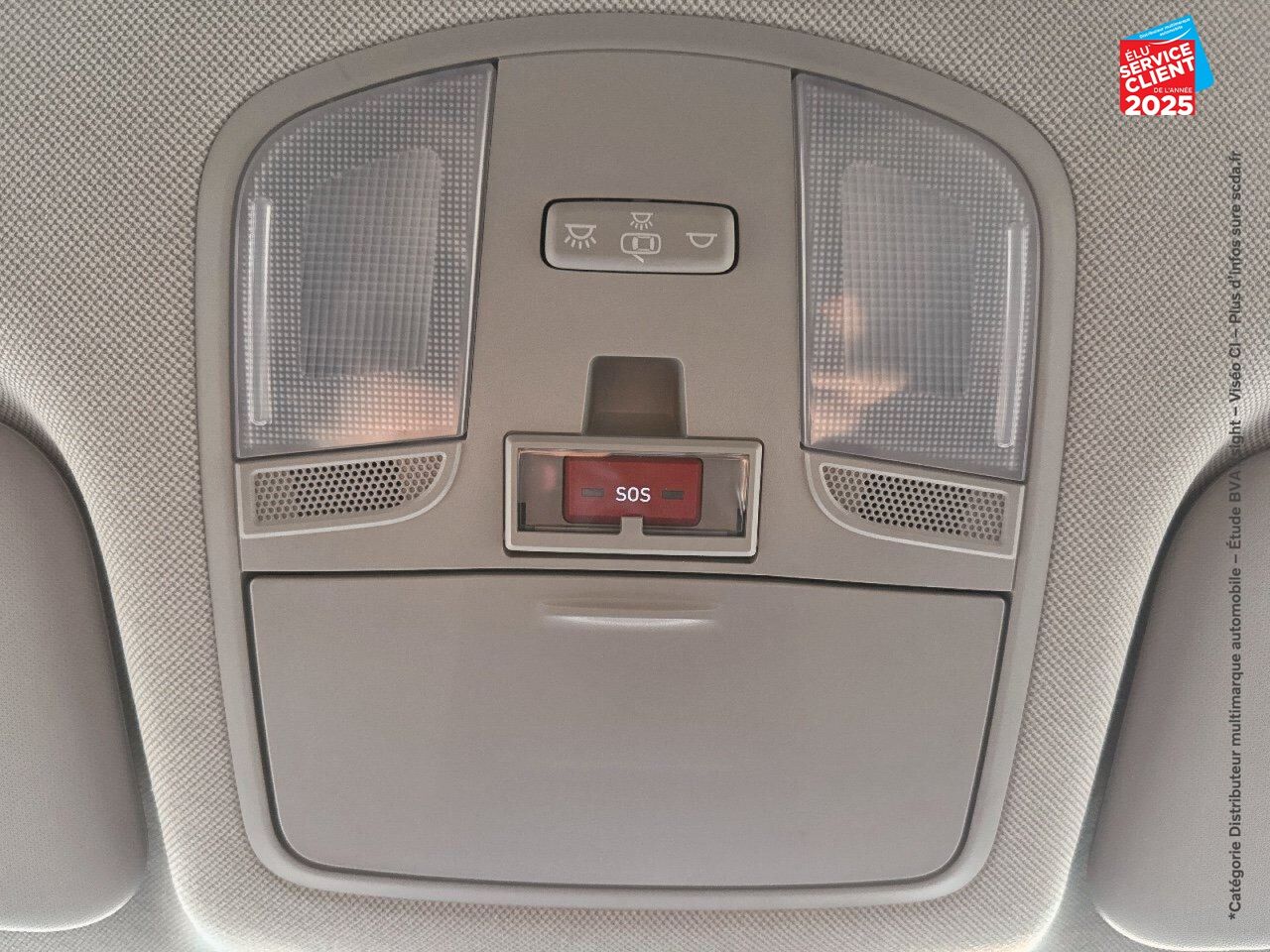Véhicule d'occasion HYUNDAI IONIQ HYBRID 141CH CREATIVE GPS CAMERA CARPLAY chez Renault Colmar