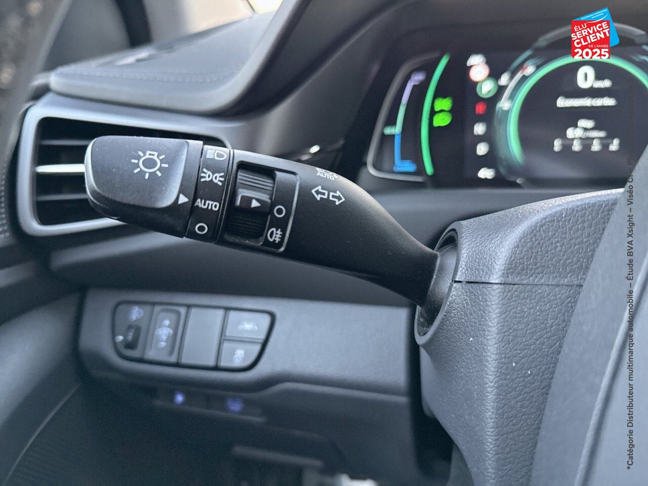 Véhicule d'occasion HYUNDAI IONIQ HYBRID 141CH CREATIVE GPS CAMERA CARPLAY chez Renault Colmar