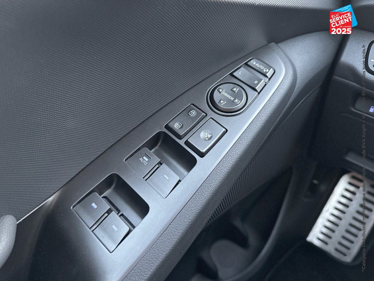Véhicule d'occasion HYUNDAI IONIQ HYBRID 141CH CREATIVE GPS CAMERA CARPLAY chez Renault Colmar