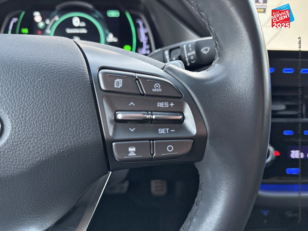 Véhicule d'occasion HYUNDAI IONIQ HYBRID 141CH CREATIVE GPS CAMERA CARPLAY chez Renault Colmar
