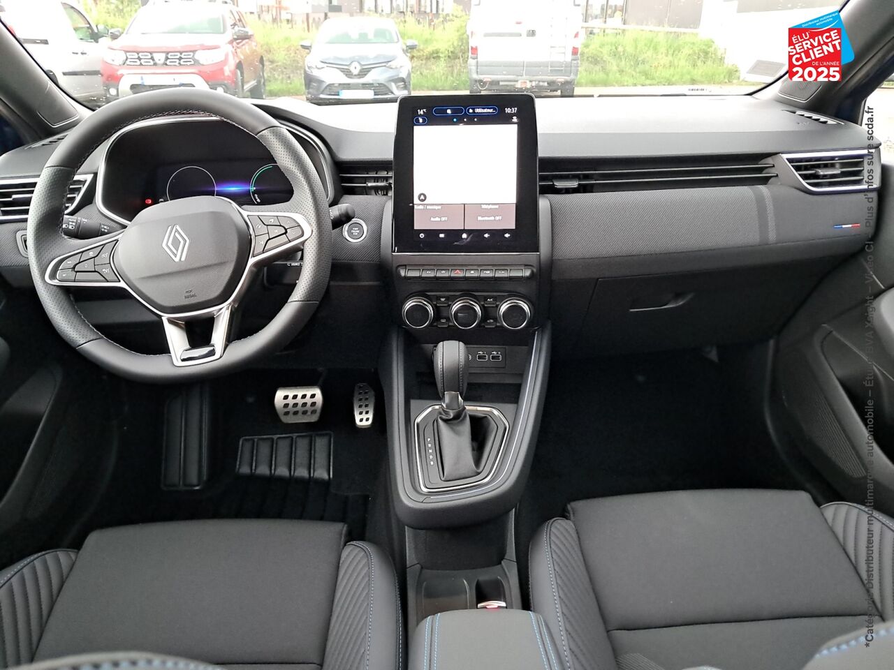 Véhicule d'occasion RENAULT CLIO 1.6 E-TECH 145CH FULL HYBRID ESPRIT ALPINE - 24 chez Renault Colmar